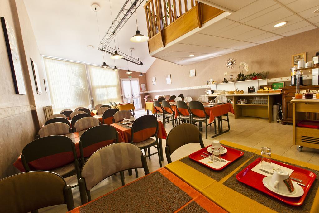 Cit'Hotel Du Circuit Magny-Cours Luaran gambar