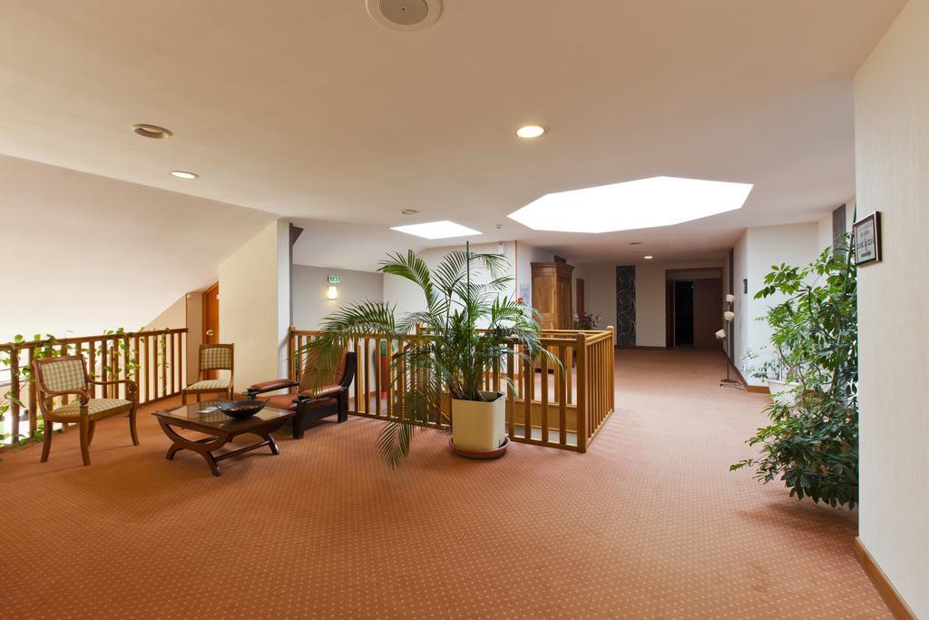 Cit'Hotel Du Circuit Magny-Cours Luaran gambar
