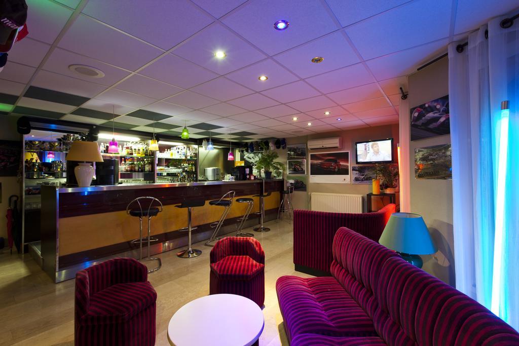 Cit'Hotel Du Circuit Magny-Cours Luaran gambar