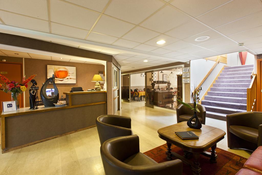 Cit'Hotel Du Circuit Magny-Cours Luaran gambar