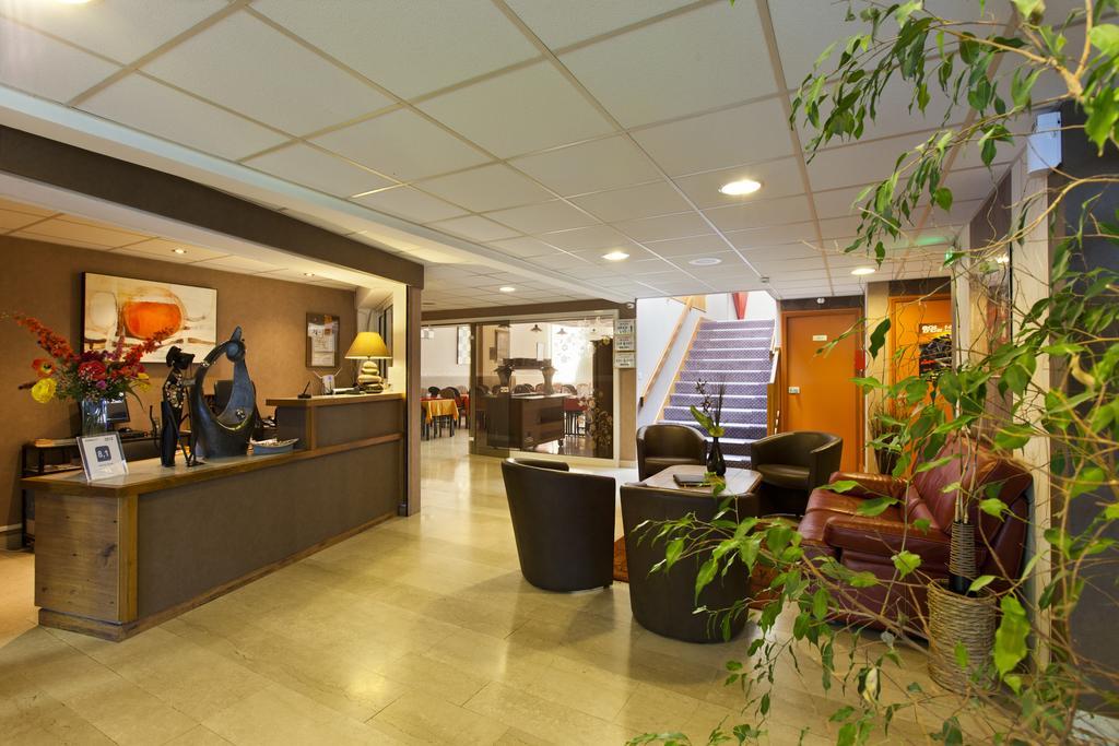 Cit'Hotel Du Circuit Magny-Cours Luaran gambar