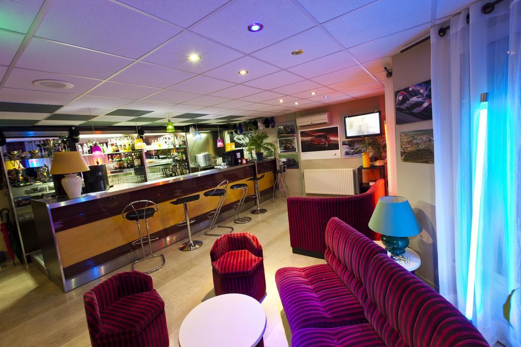 Cit'Hotel Du Circuit Magny-Cours Luaran gambar