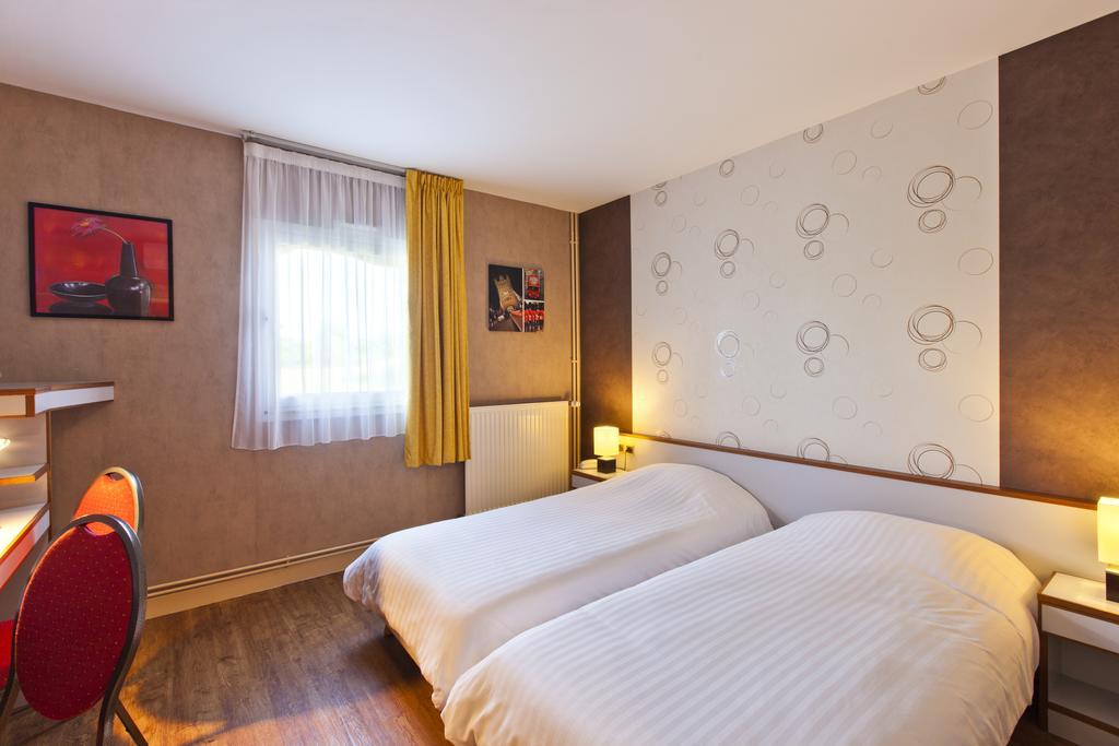Cit'Hotel Du Circuit Magny-Cours Luaran gambar