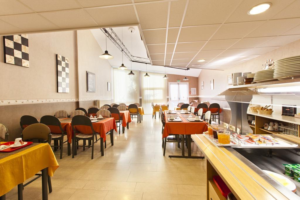 Cit'Hotel Du Circuit Magny-Cours Luaran gambar